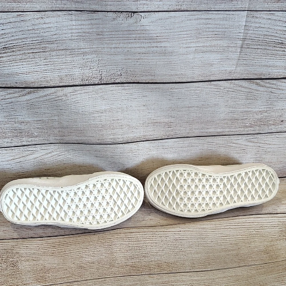 Vans Green and White Slip-On Sneakers - Picture 6 of 9
